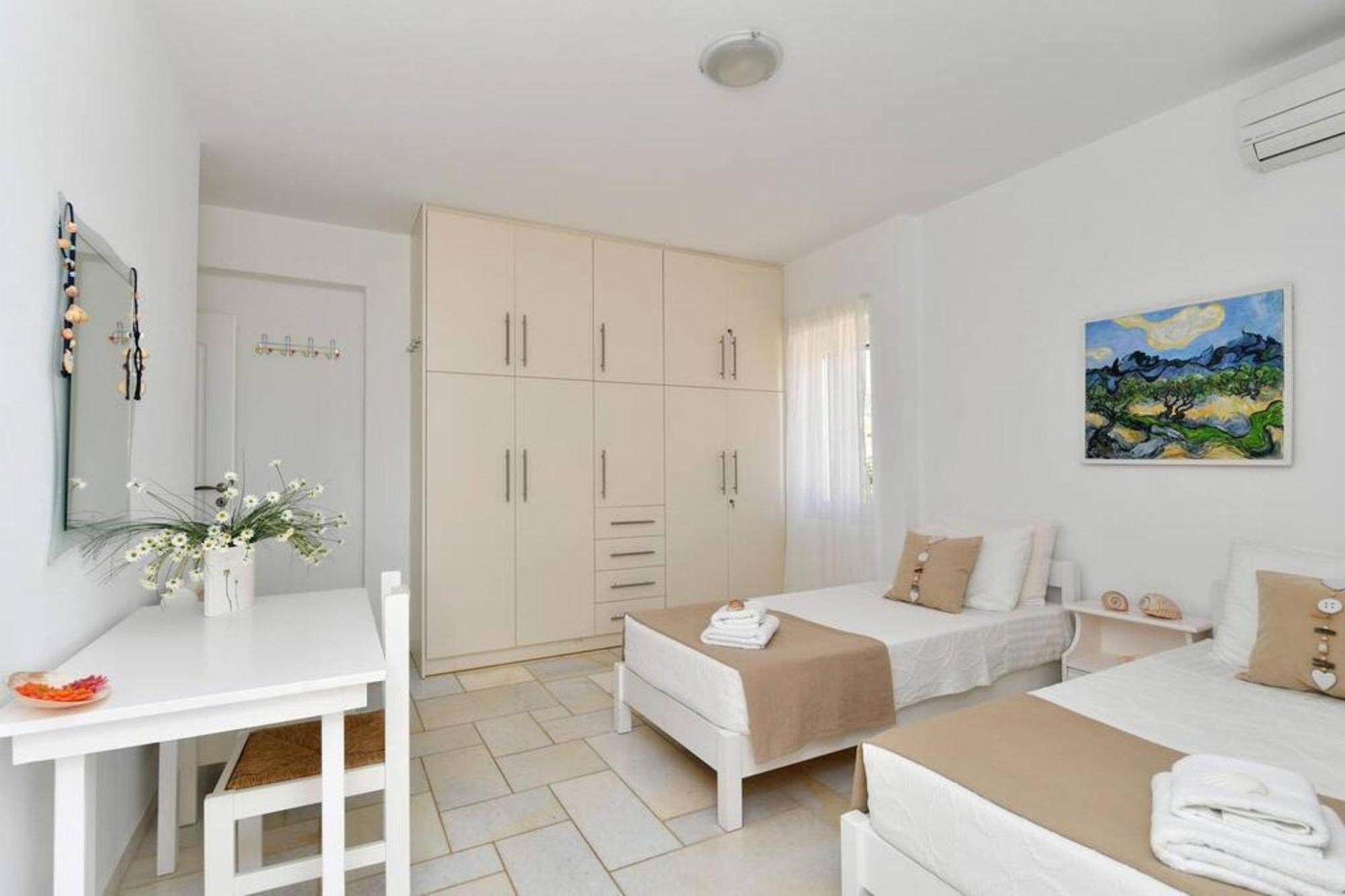 Villa Dionysos In Aliki Exteriér fotografie